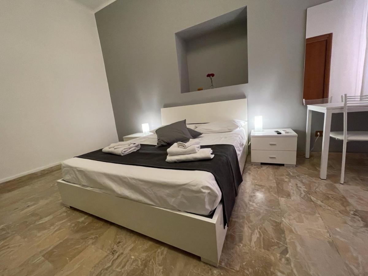 Sleepy Max Roma Exterior foto