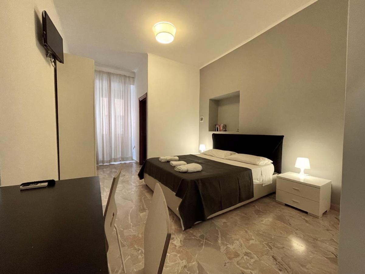Sleepy Max Roma Exterior foto